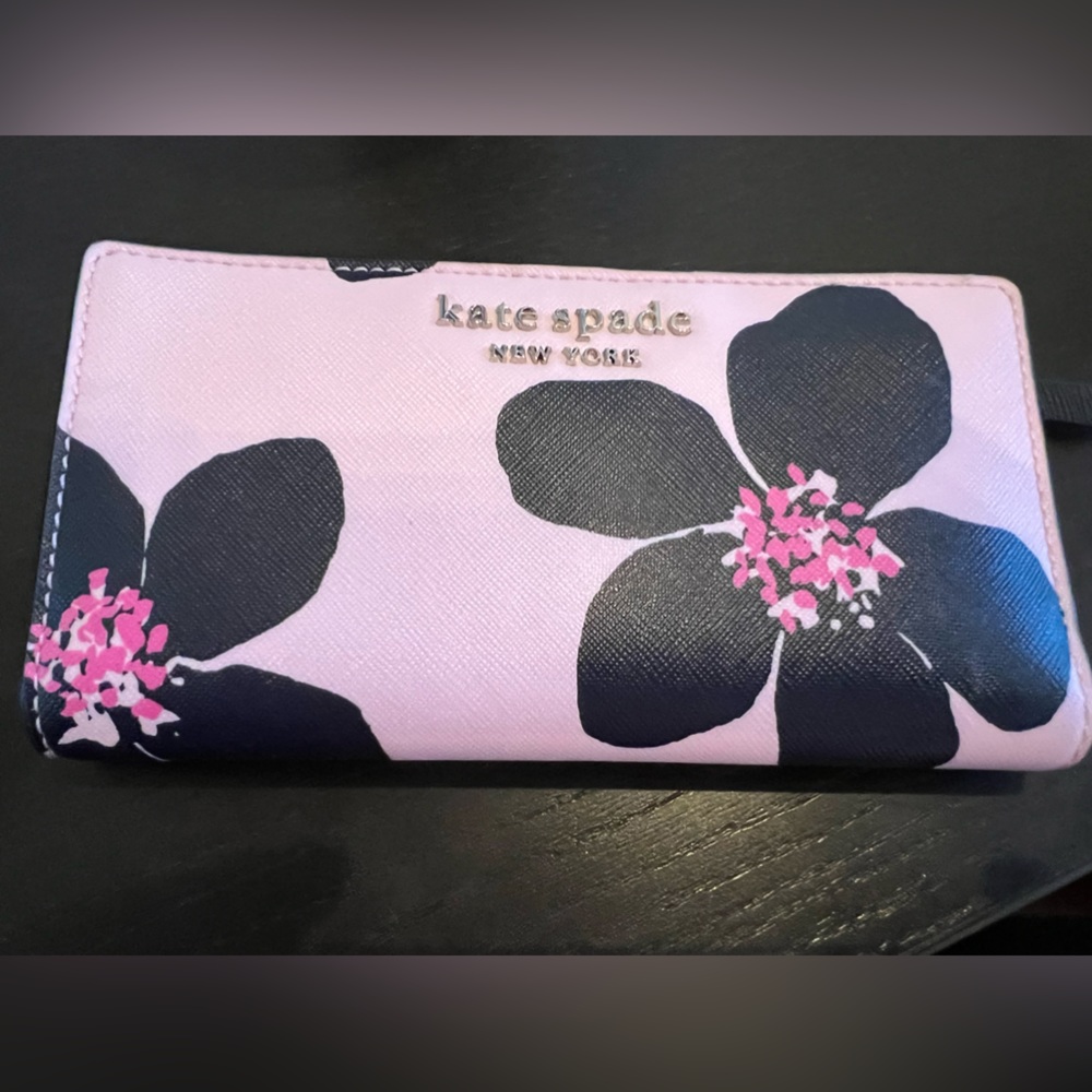 Kate Spade floral wallet